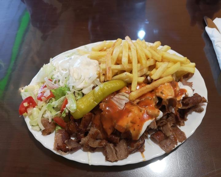 Ferhat Bistro Döner & Pizza